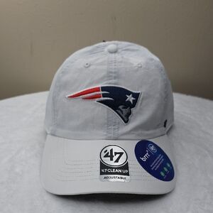 NWT 47 Brand New England Patriots  Brrr Clean Up Adjustable Hat Cap Strap White